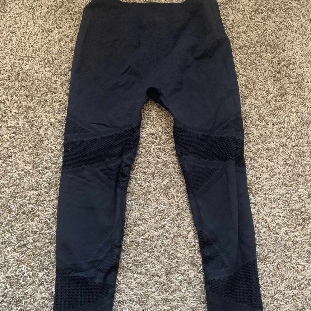 Fabletics Seamless high-waisted mesh 7/8 leggings